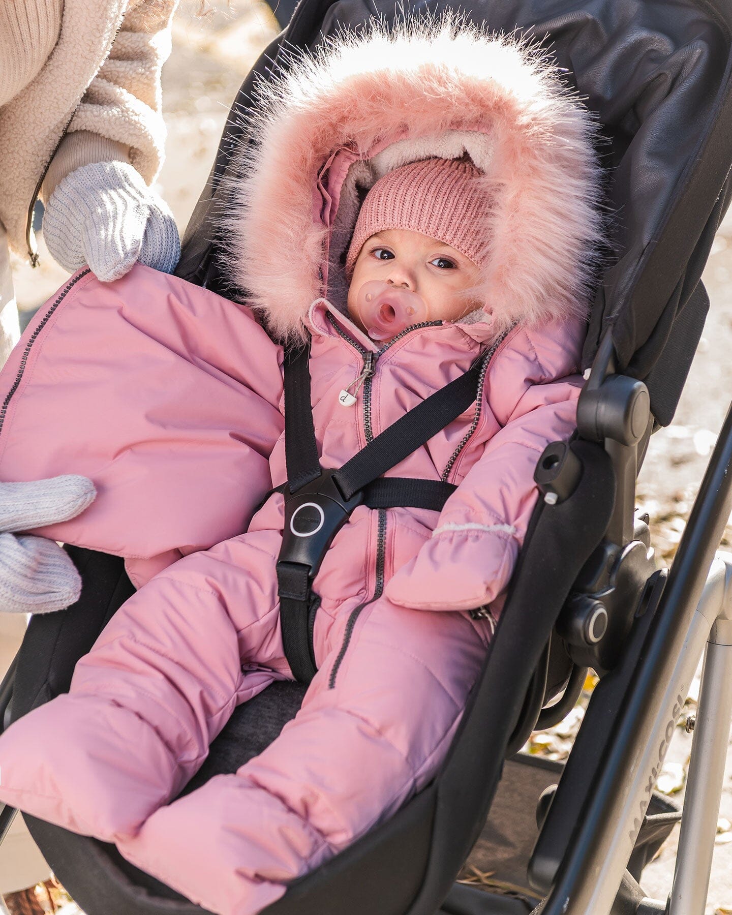 One-Piece Baby Snug Snowsuit Designed For Car Seat Dark Gray Blue Snowsuits Deux par Deux 